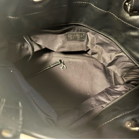 CHANEL Large Paris-Biarritz Tote - Picture 7 of 10